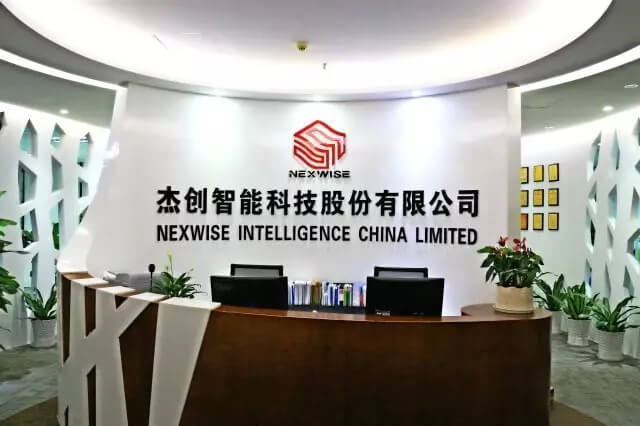 1547828079618797.jpg 640.webp (8).jpg